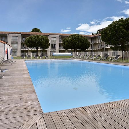 Vacanceole - Le Domaine Du Chateau - La Rochelle / Ile De Re Лагор Экстерьер фото