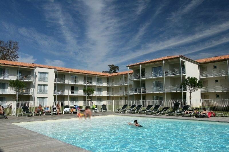 Vacanceole - Le Domaine Du Chateau - La Rochelle / Ile De Re Лагор Экстерьер фото